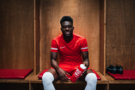 Alphonso Davies for BioSteel Germany Fabian Stoffers Fotograf Photographer Munich